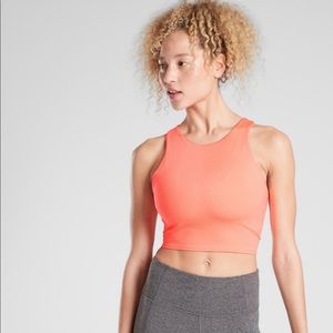 Athleta D-DD Conscious Crop in Powervita